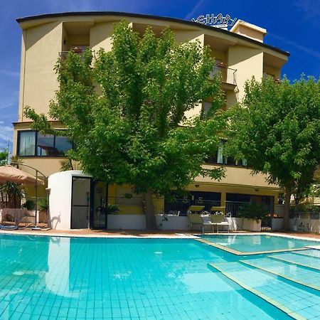 Hotel Mehari リッチョーネ エクステリア 写真