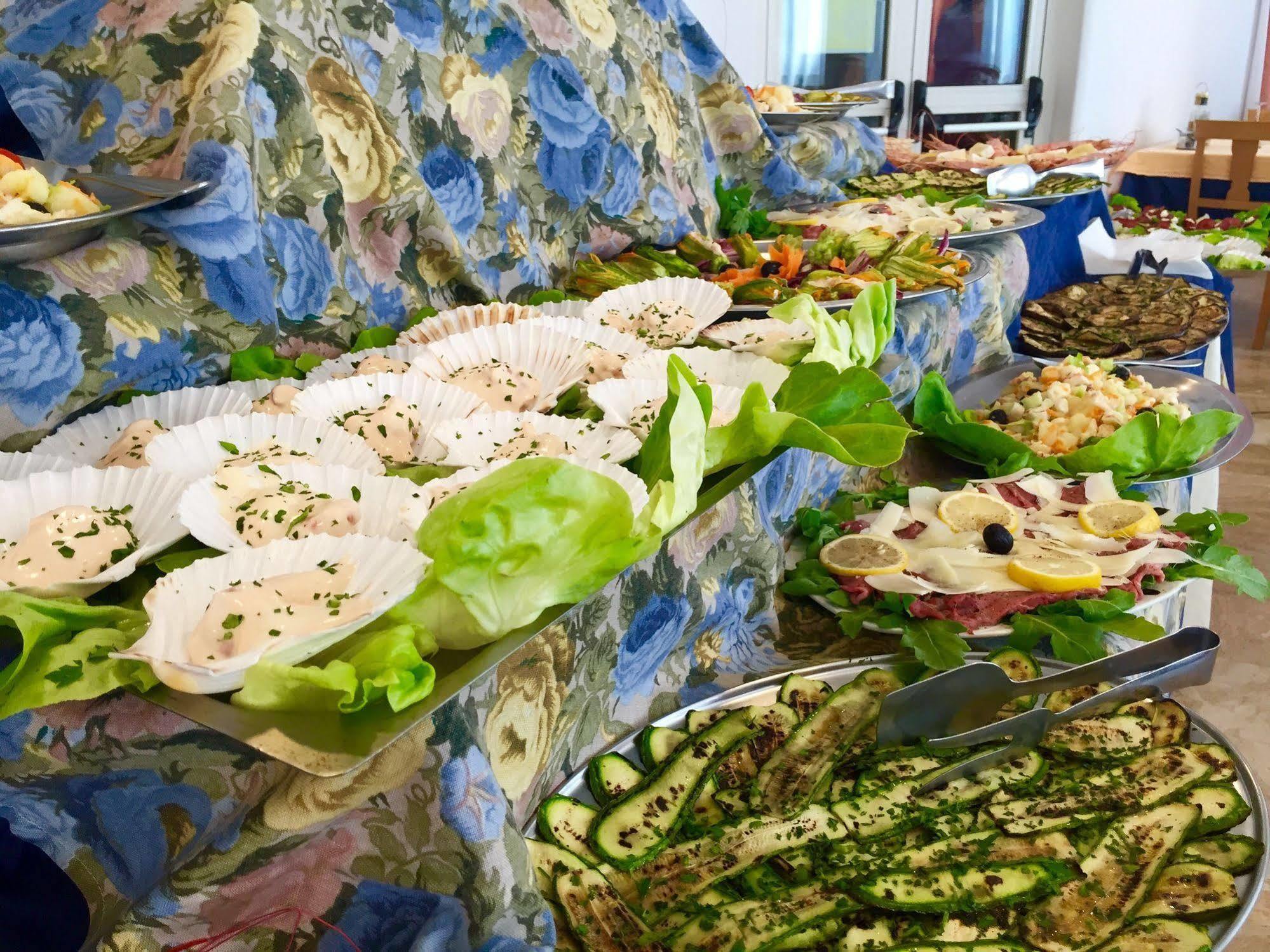 Hotel Mehari リッチョーネ エクステリア 写真